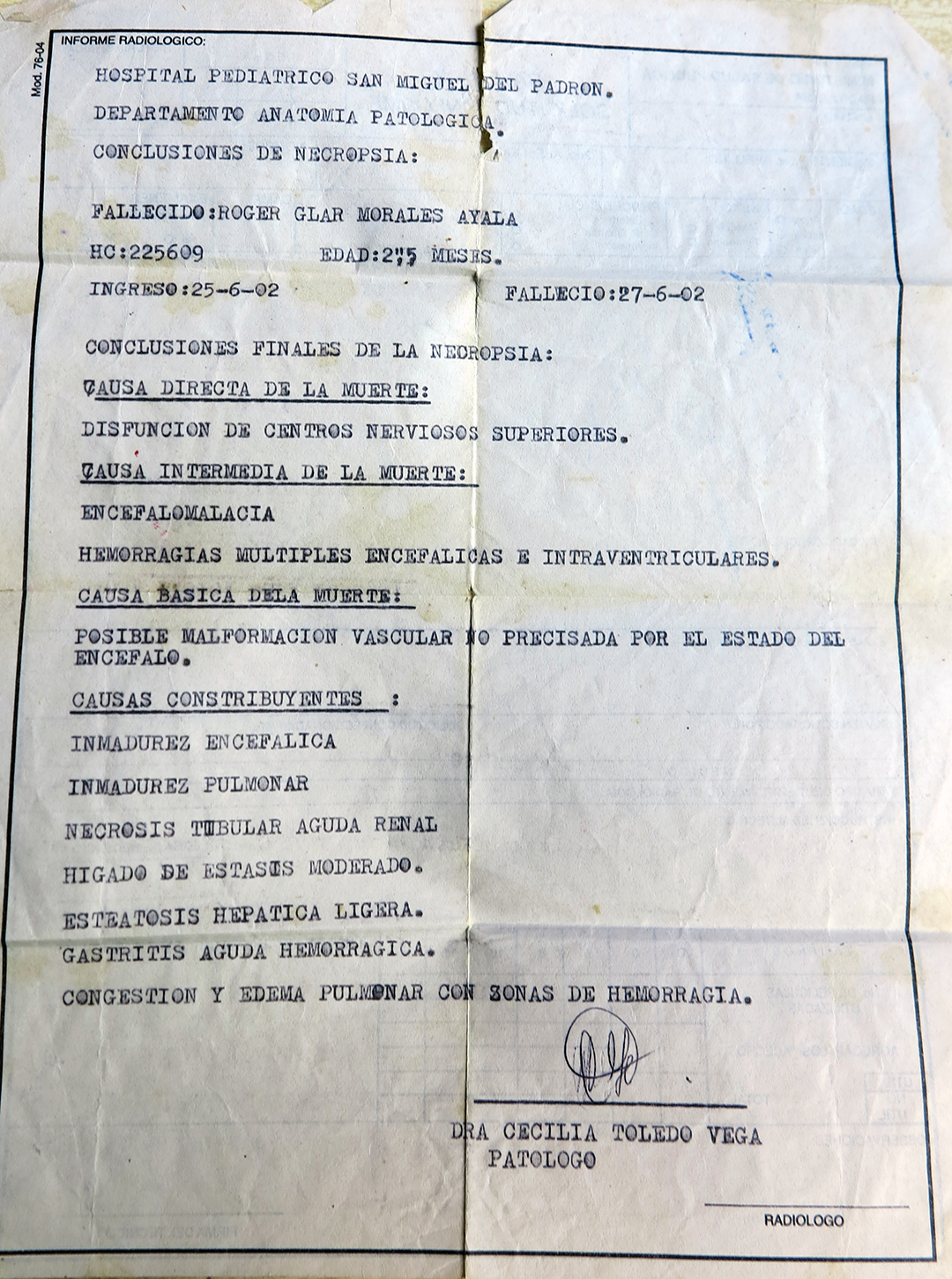 Certificado de la necropsia de Roger Morales (Foto: Mónica Baró)